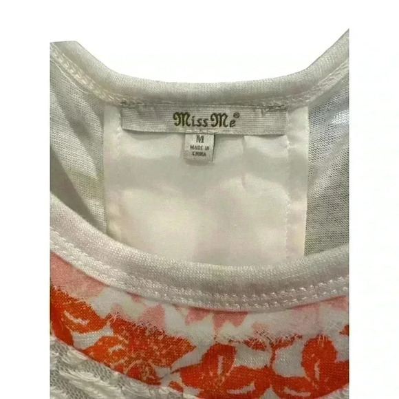 Miss Me Floral Sequined Tank Top Size M, Pre-Owned - Picture 3 of 5